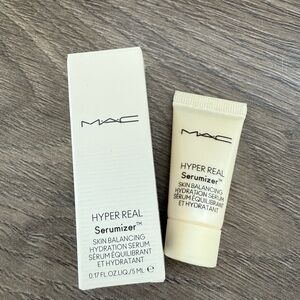 MAC Hyper Real Serumizer serum